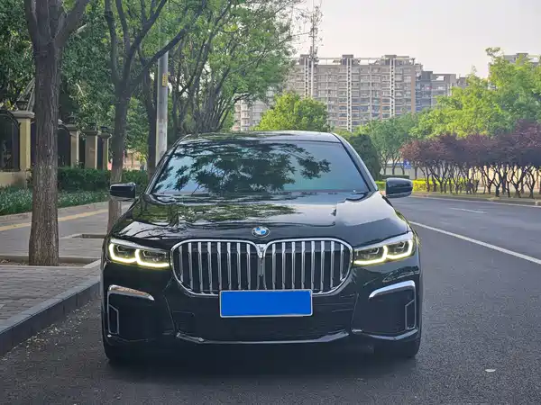 BMW 7 Series 2021