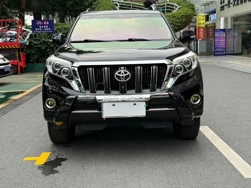Toyota Prado 2017 — фото 3