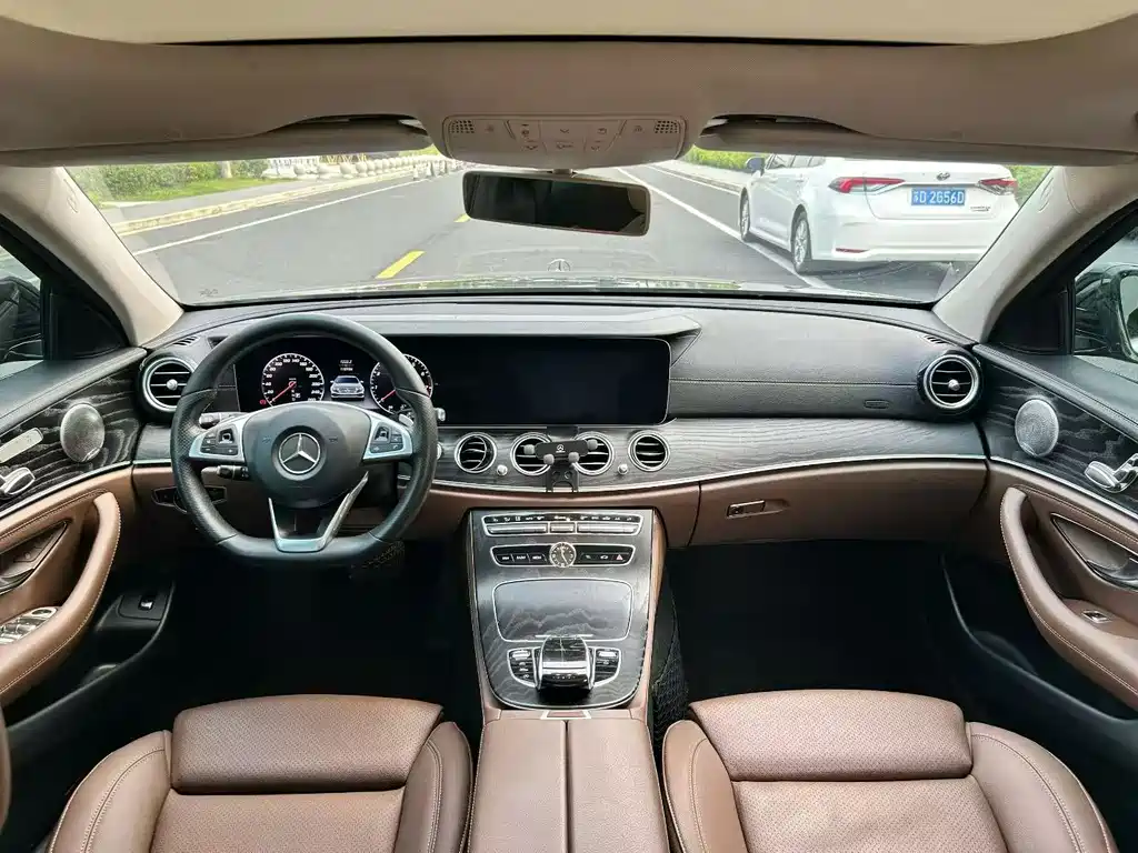 Mercedes-Benz E-Class 2018