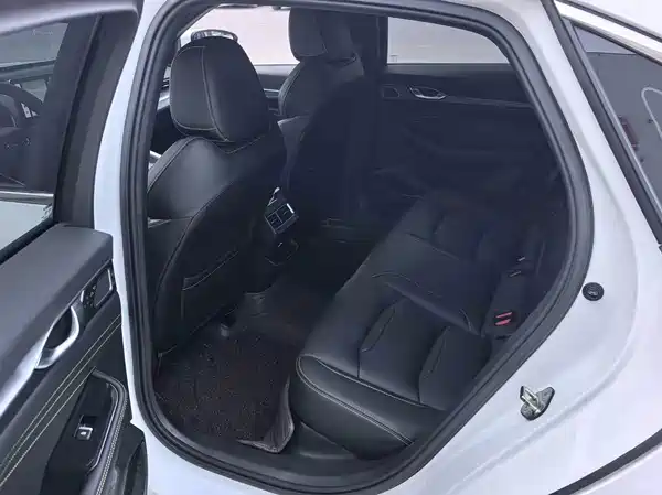 Geely Xingrui 2023