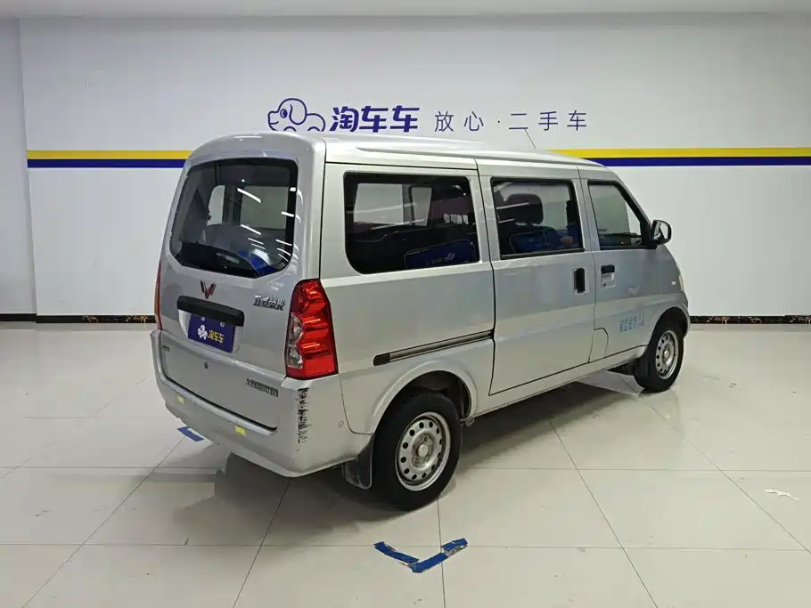Wuling Rongguang 2014 — фото 3