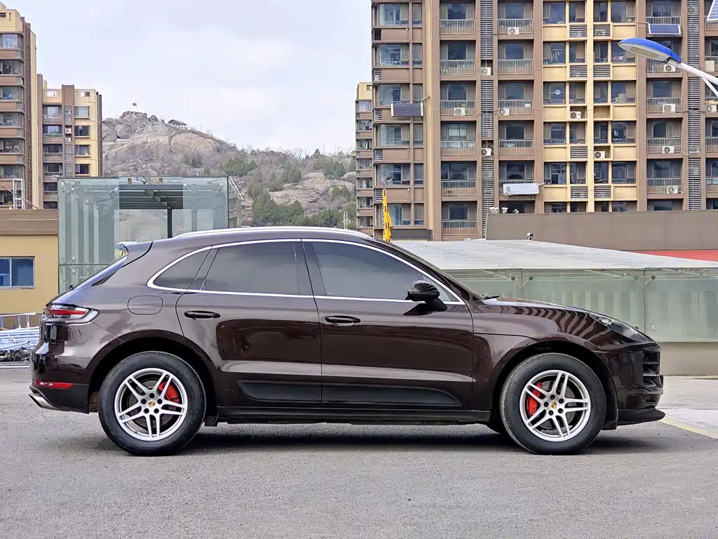 Porsche Macan 2020 — фото 8