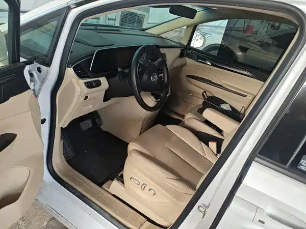 Buick GL8 2022