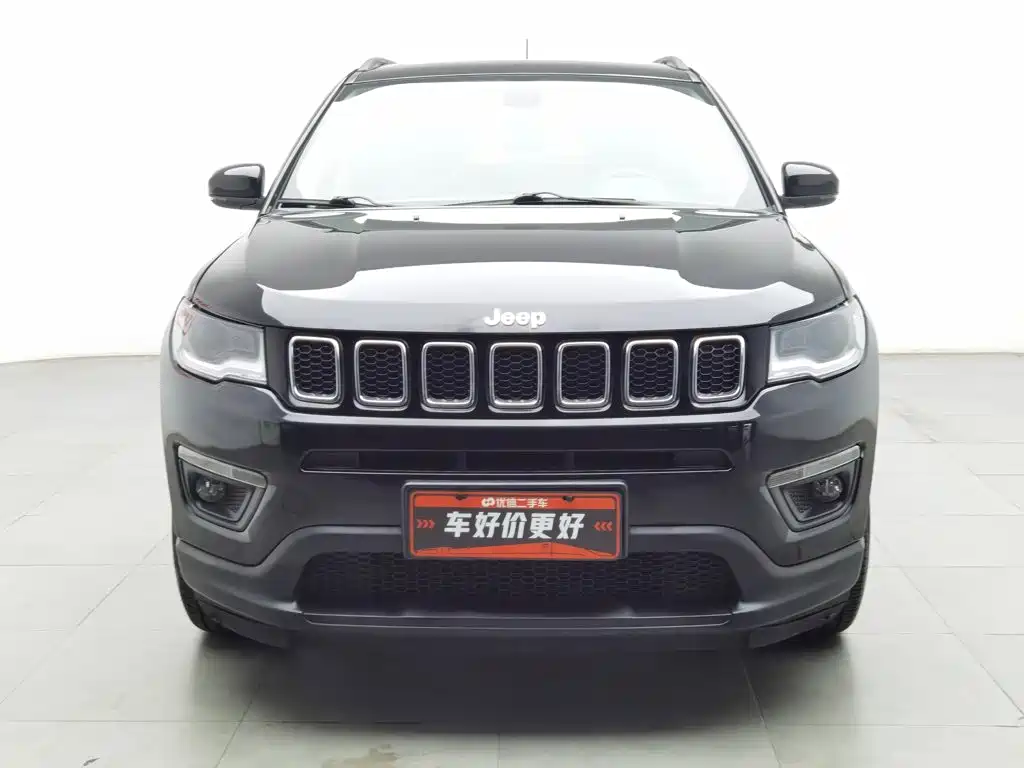 Jeep Compass 2017 — фото 3