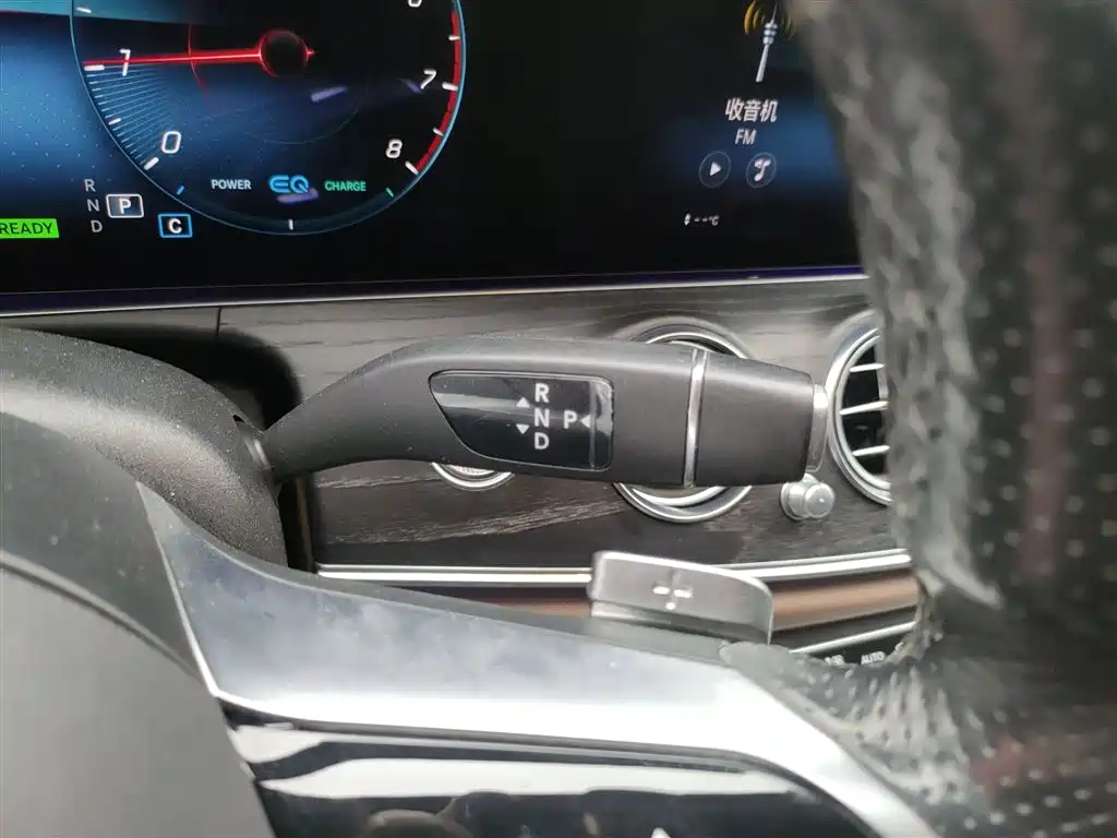 Mercedes-Benz E-Class 2020 — фото 10