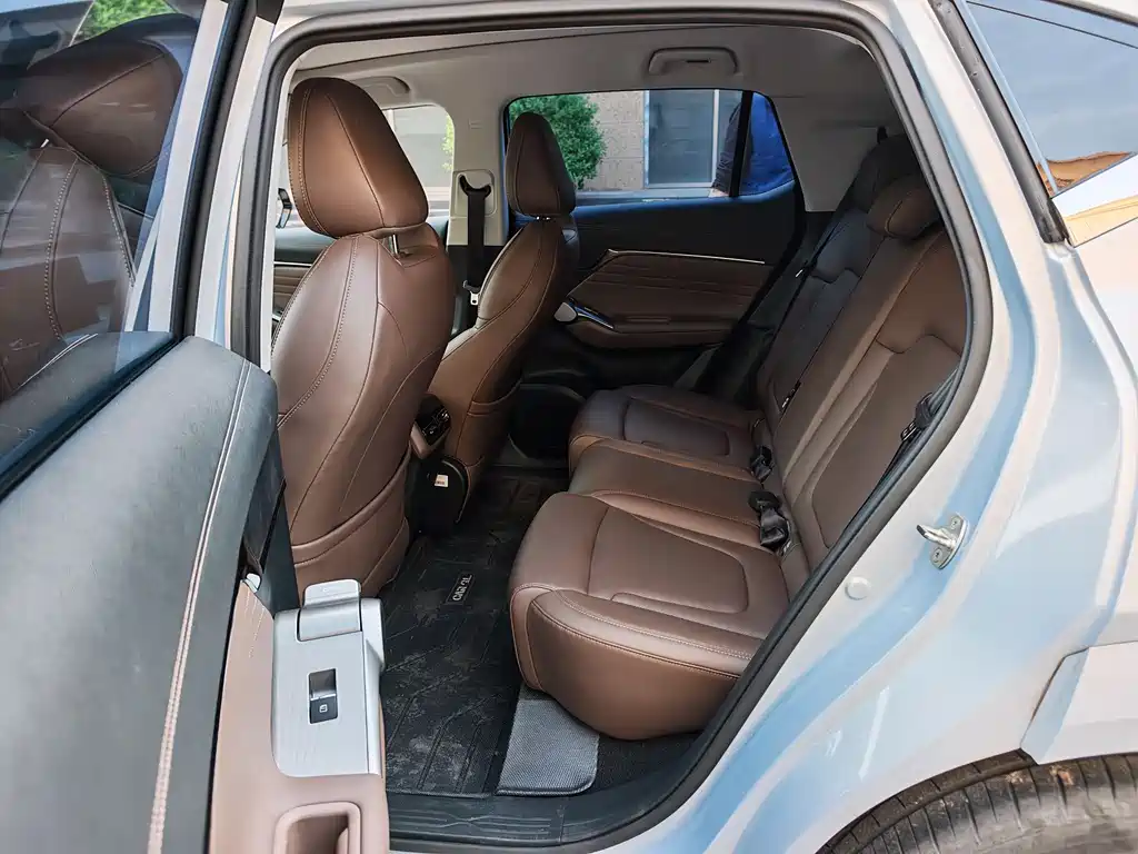 GAC Motor Trumpchi GS4 2024 — фото 10