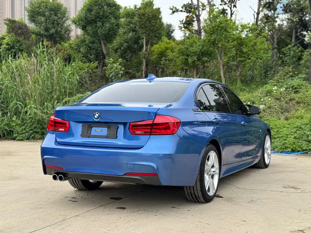 BMW 3 Series 2017 — фото 9