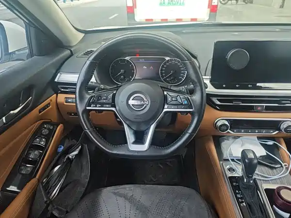 Nissan Teana 2023