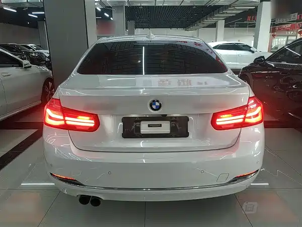 BMW 3 Series 2017