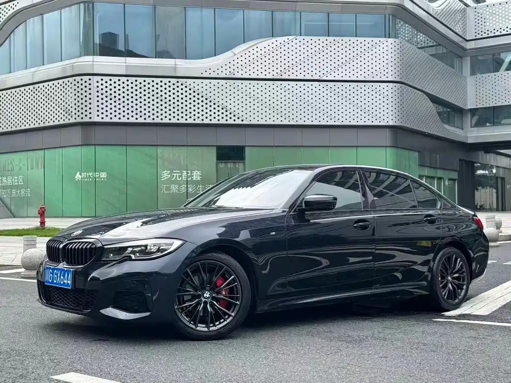 BMW 3 Series 2020