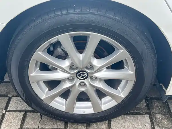 Mazda Atenza 2015