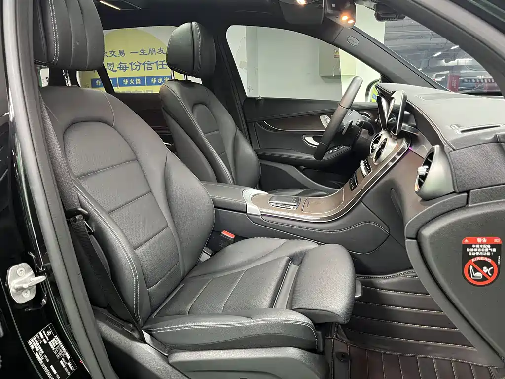 Mercedes-Benz GLC 2020 — фото 17