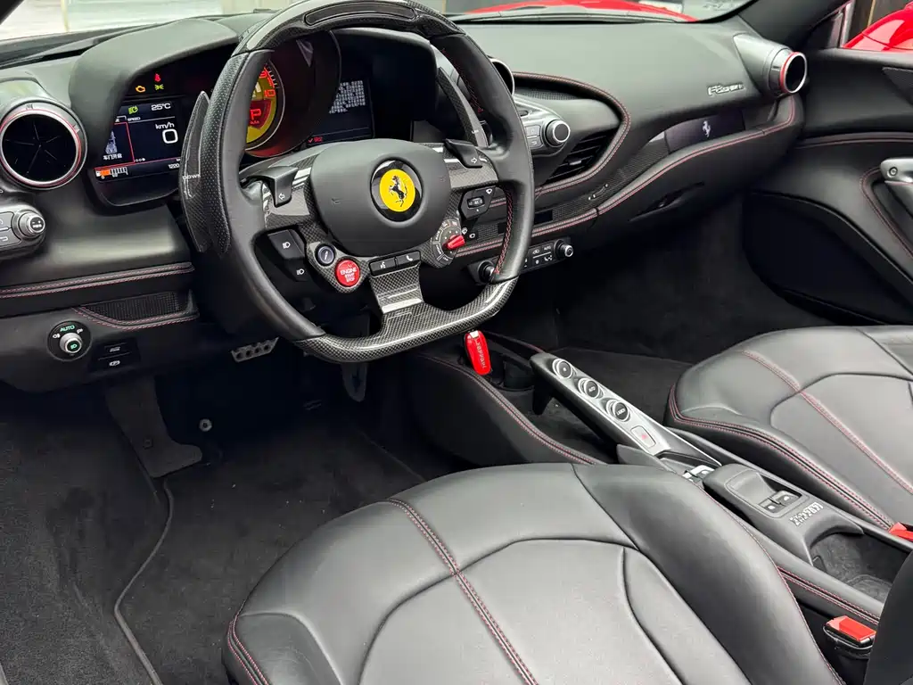 Ferrari F8 2022 — фото 16
