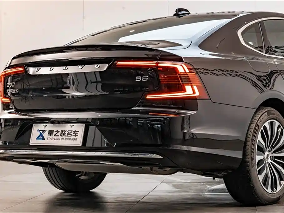 Volvo S90 2025 — фото 8