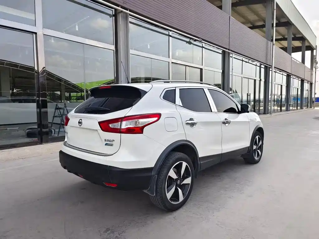 Nissan Qashqai 2017 — фото 6
