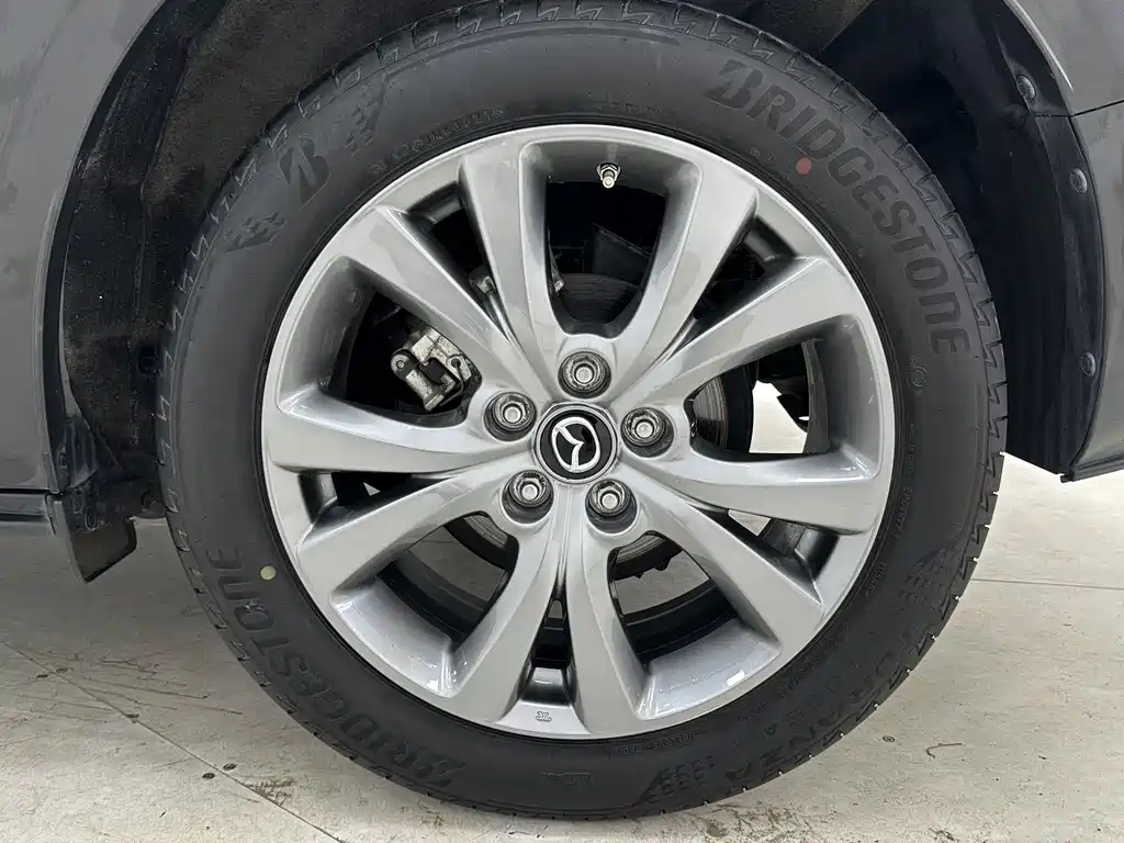 Mazda CX-30 2021 — фото 17