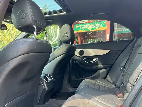 Mercedes-Benz C-Class 2018