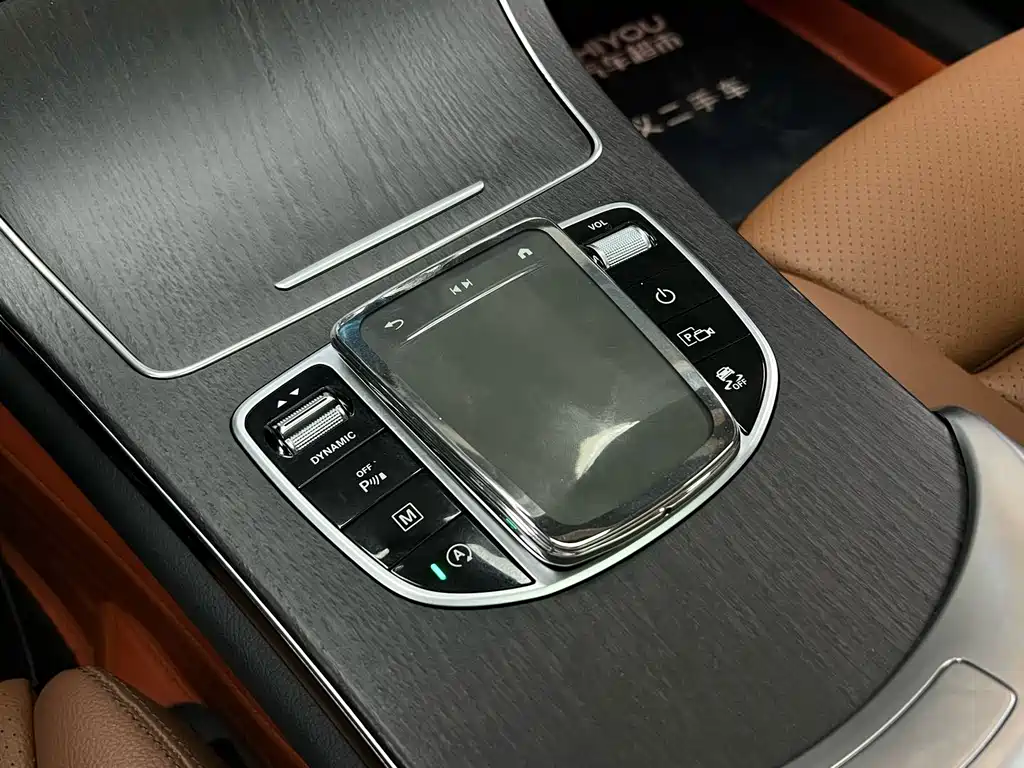 Mercedes-Benz GLC Coupe 2022 — фото 14