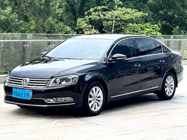 Volkswagen Magotan 2013