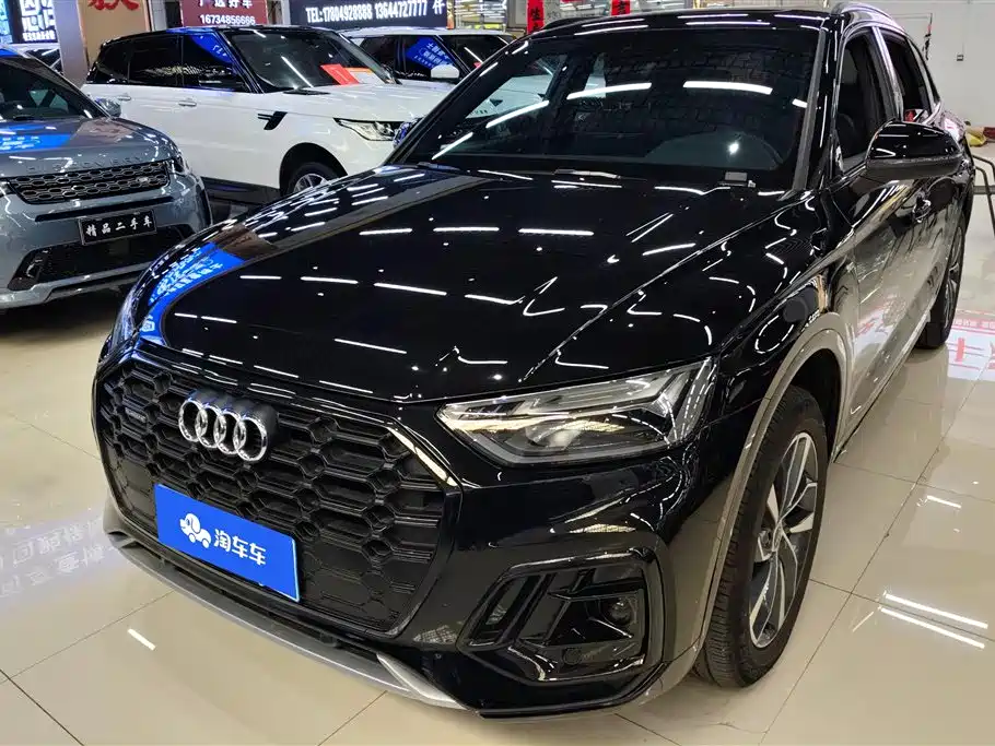 Audi Q5L 2023 — фото 1