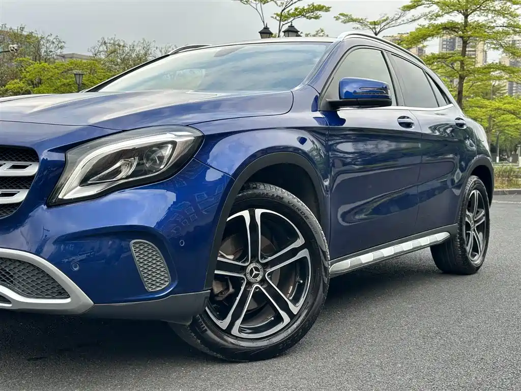 Mercedes-Benz GLA 2018 — фото 12