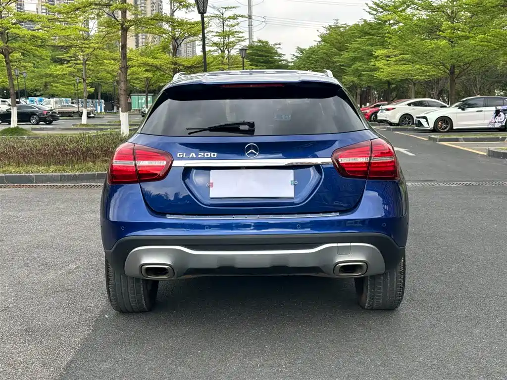 Mercedes-Benz GLA 2018 — фото 15