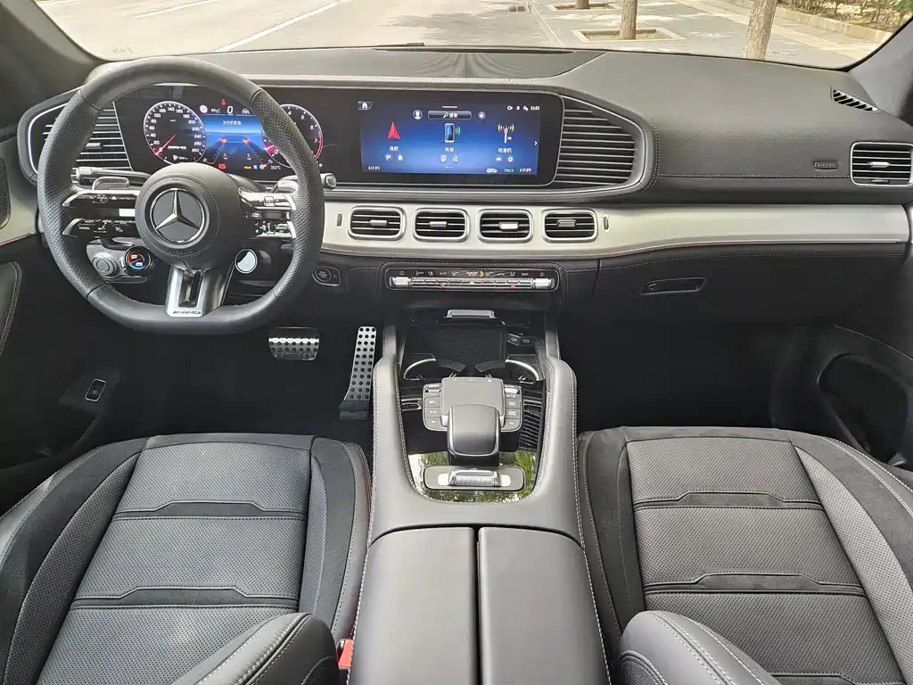 Mercedes-Benz GLE Coupe AMG 2024 — фото 7