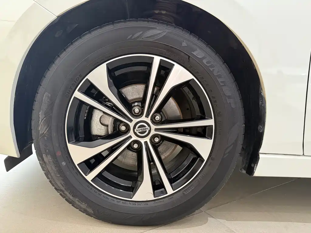 Nissan Sylphy 2022 — фото 18