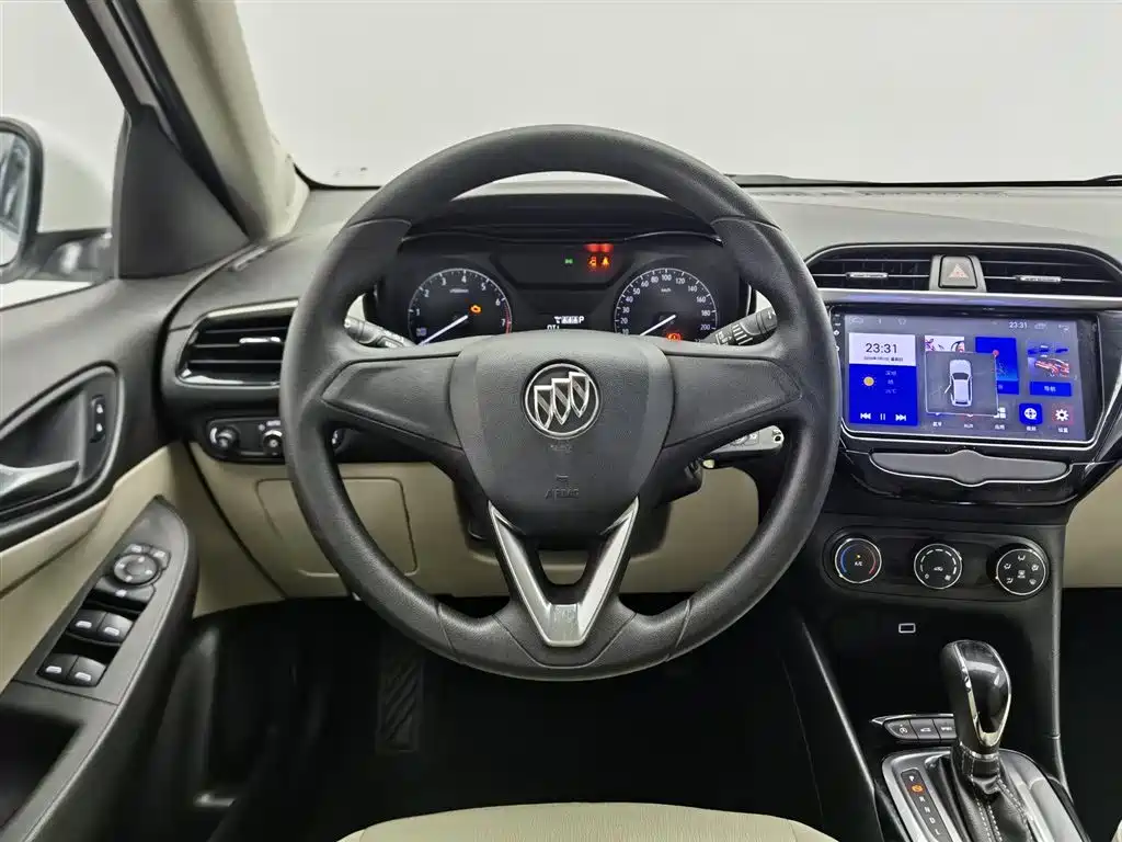 Buick Excelle 2019 — фото 11
