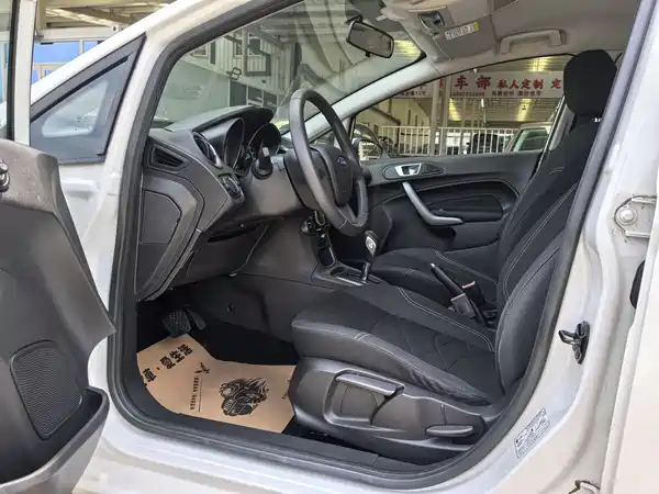 Ford Fiesta 2013