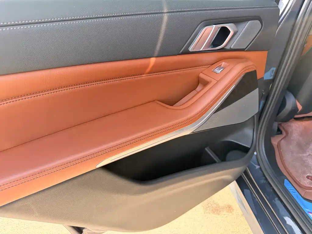 BMW X7 2020 — фото 20