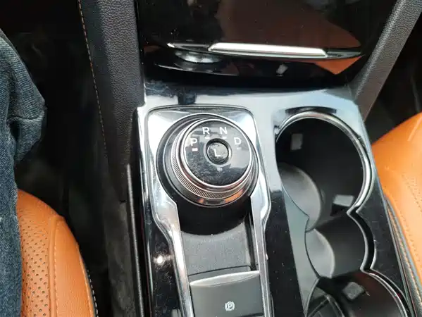Ford Edge 2020