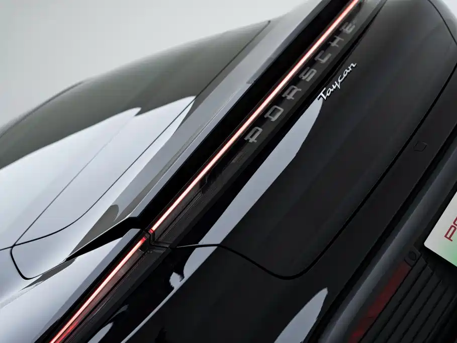Porsche Taycan 2021 — фото 8