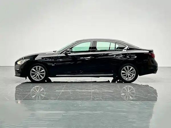 Infiniti Q50L 2018