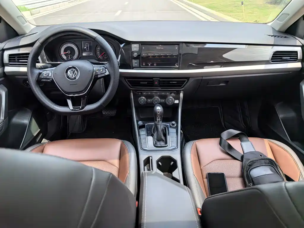 Volkswagen Lavida 2019 — фото 15