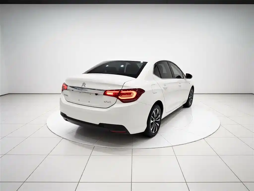 Citroen C4L 2017 — фото 5