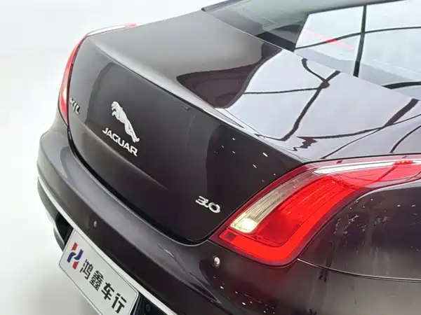 Jaguar XJ 2018