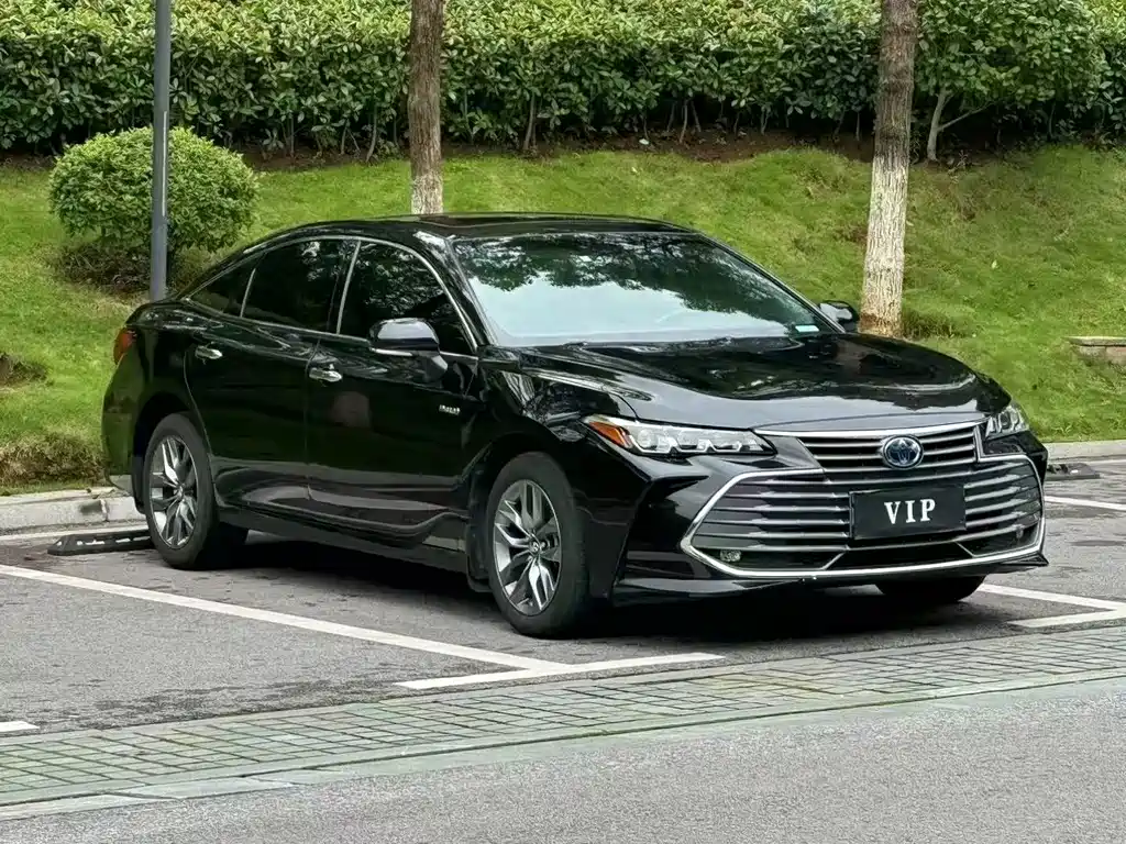 Toyota Avalon 2022 — фото 3