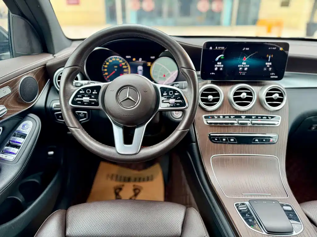 Mercedes-Benz GLC 2020