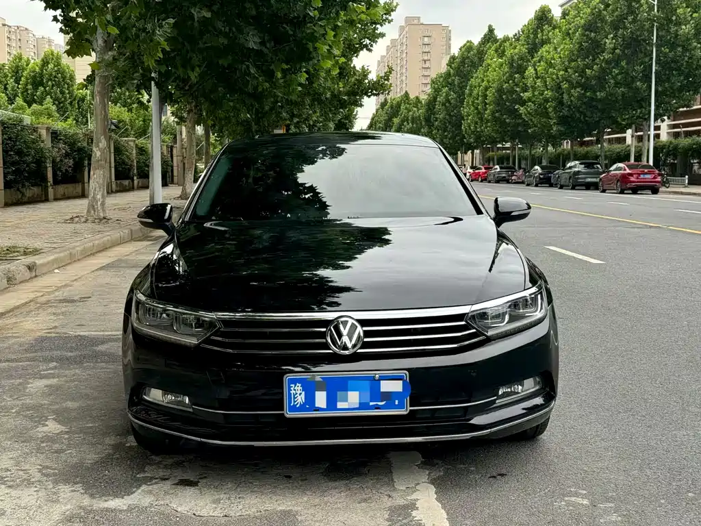 Volkswagen Magotan 2018 — фото 1