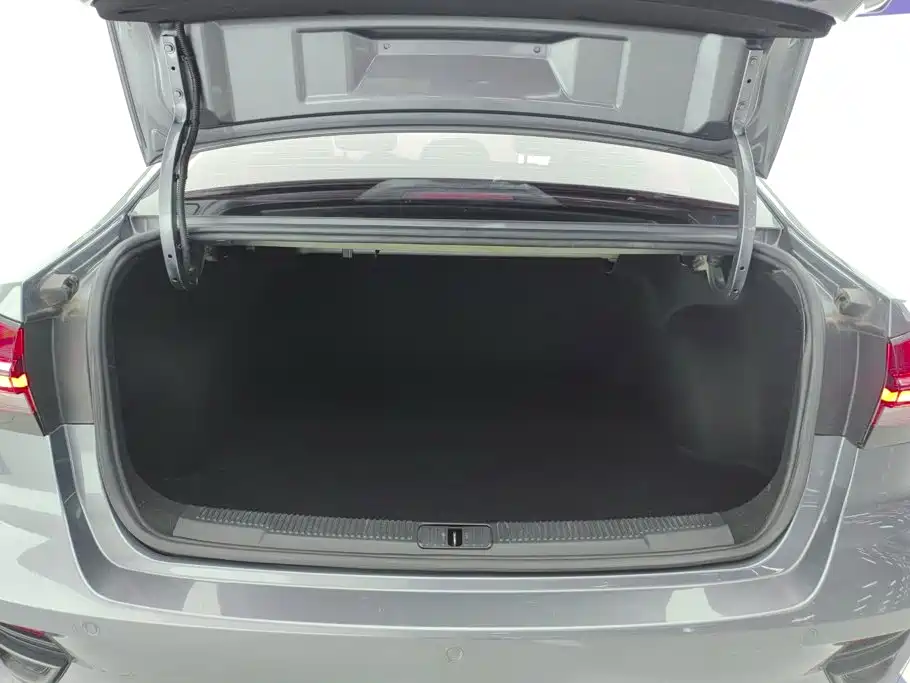 Roewe i5 2021