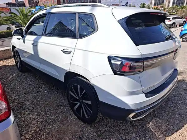 Volkswagen Tharu 2023
