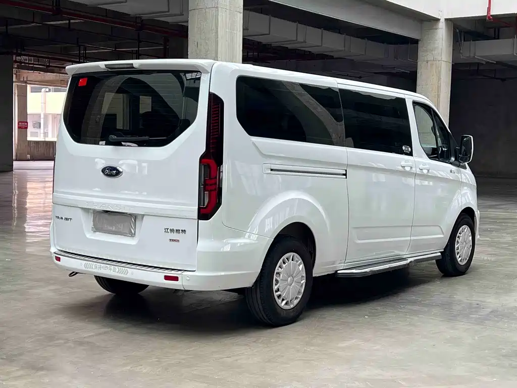 Ford Transit 2023 — фото 3