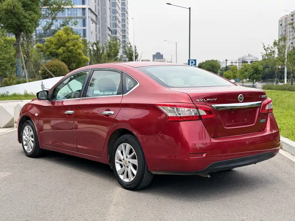 Nissan Sylphy 2013 — фото 3