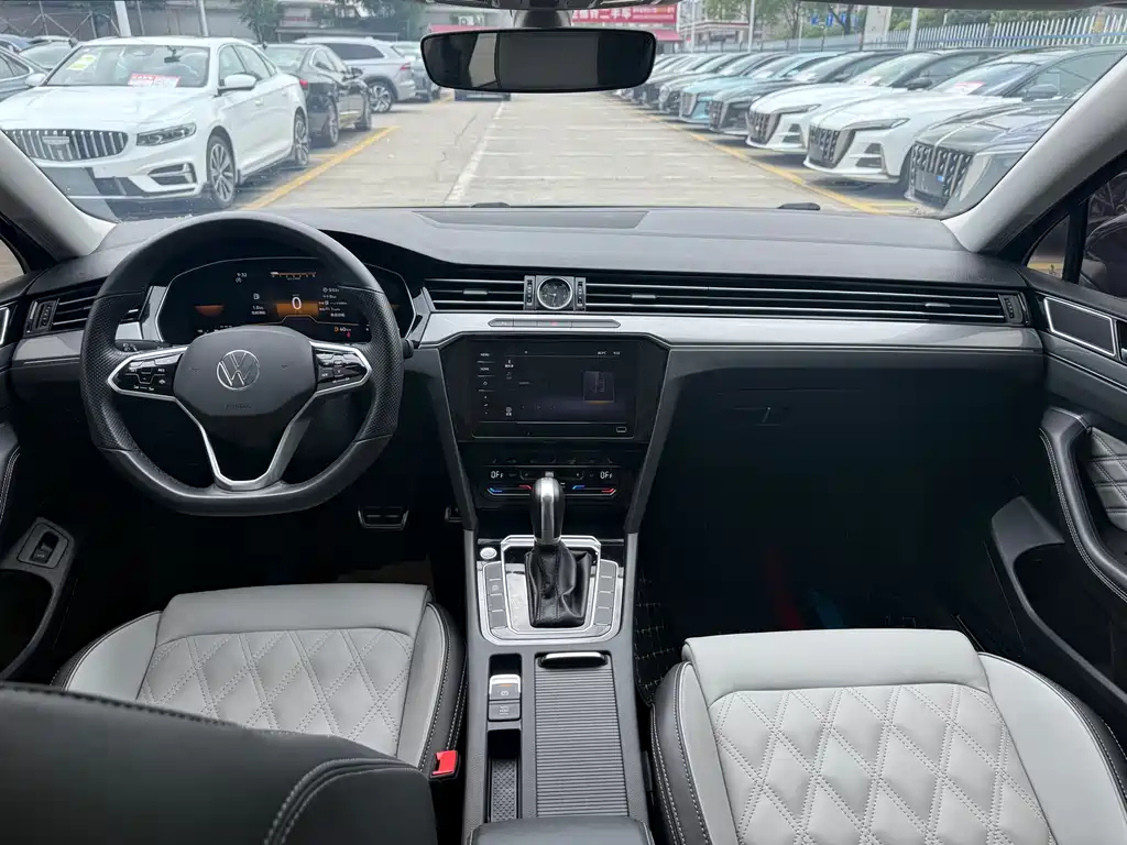 Volkswagen Magotan 2023 — фото 13