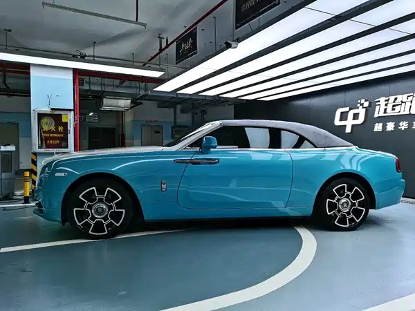 Rolls-Royce Yao Ying 2015
