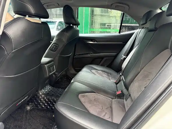 Toyota Camry 2022