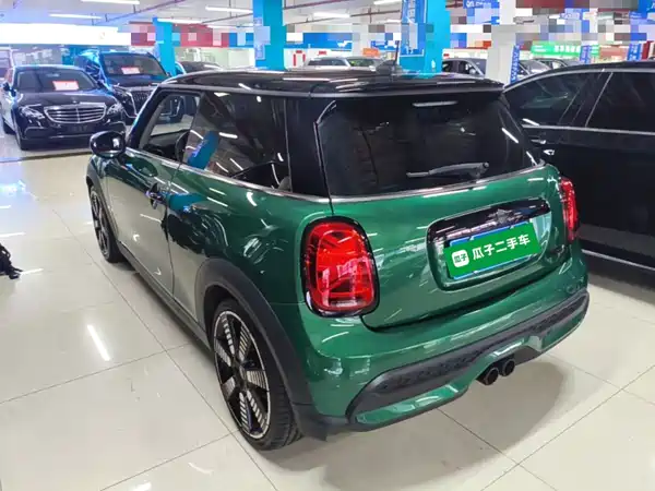MINI 2022