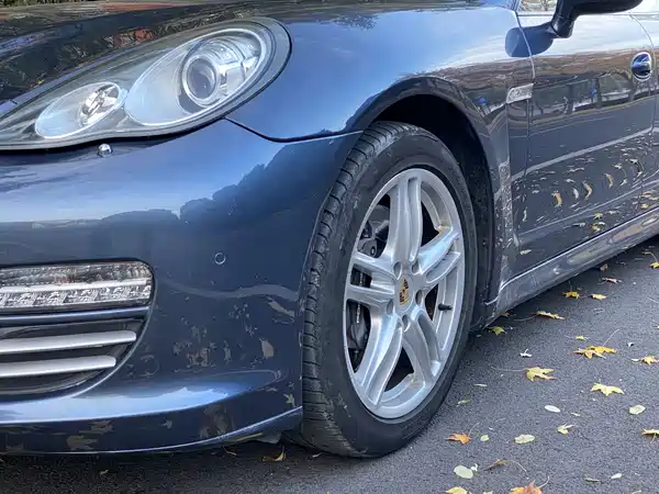 Porsche Panamera 2012