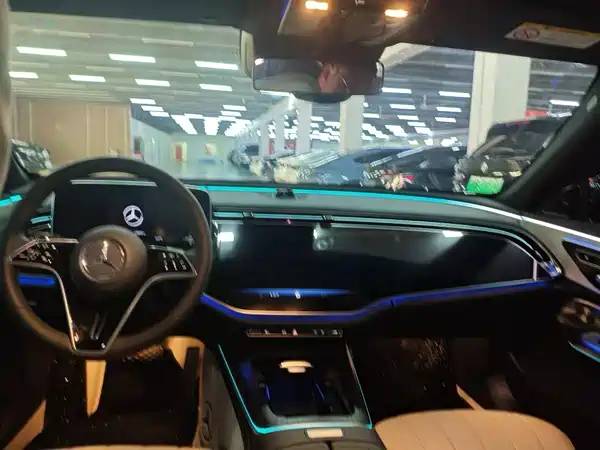 Mercedes-Benz E-Class 2025